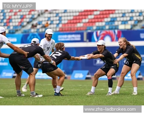 飞盘飞扬：成都飞盘队拼搏历程的真实记录与感悟